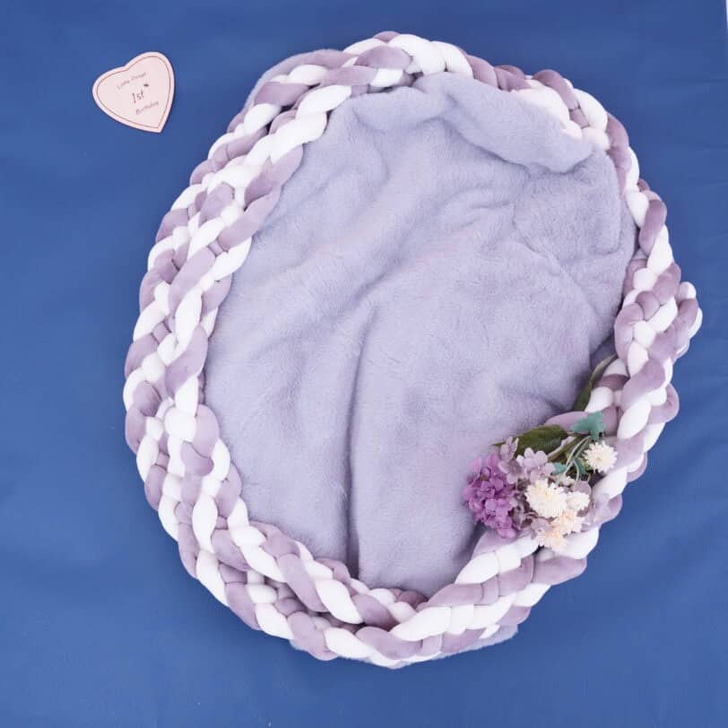 背景紺色のベビーフォトマンスリーフォト